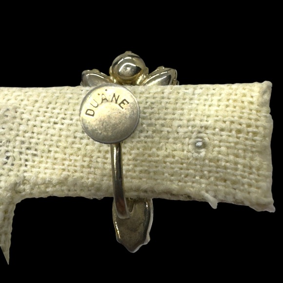 Vintage Hallmarked Duane Milk Glass & Rhinestone Necklace & Screw-back Earrings - Picture 8 of 9